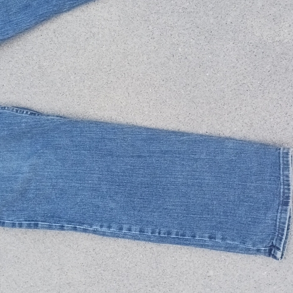 Wrangler men's regular fit jeans size 38 x 30 - Picture 5 of 10